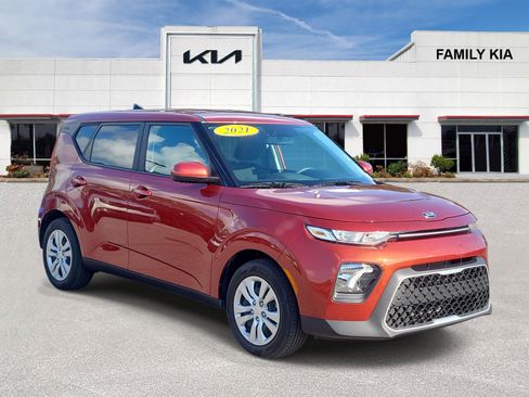 Certified 2021 Kia Soul LX FWD image 1
