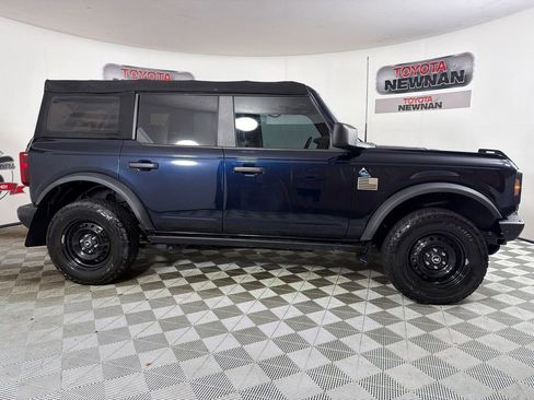 Used 2021 Ford Bronco Black Diamond AWD/4WD image 2