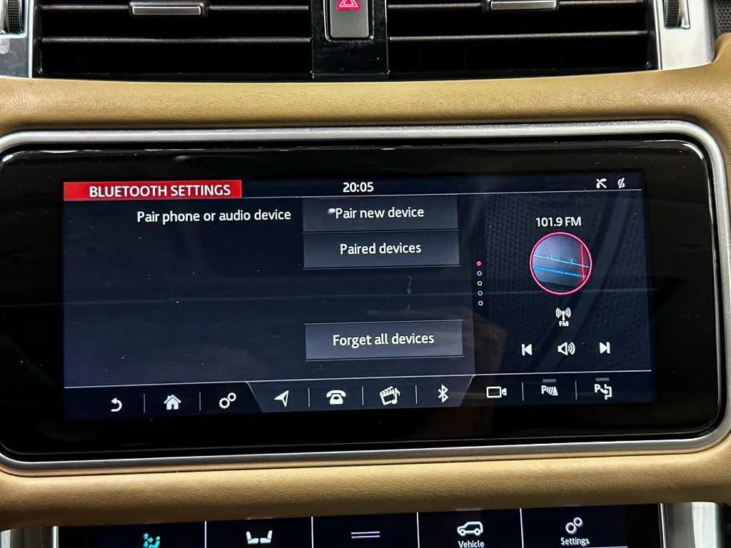 Used 2019 Land Rover Range Rover Sport Supercharged AWD/4WD image 43