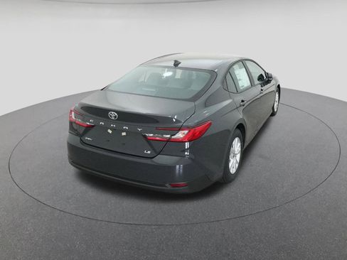 New 2026 Toyota Camry LE image 8