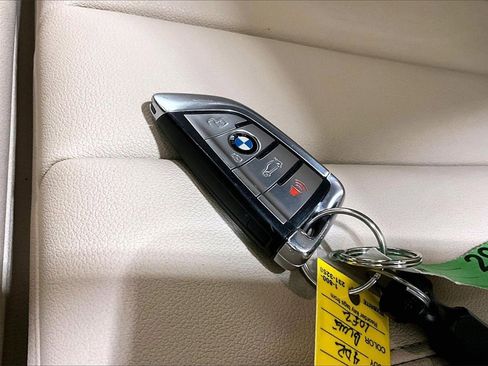 Used 2020 BMW X5 sDrive40i w/ Convenience Package image 11