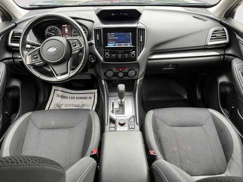 Used 2021 Subaru Forester Premium AWD/4WD image 16