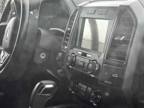 Used 2019 Ford F150 XLT w/ XTR Package image 19