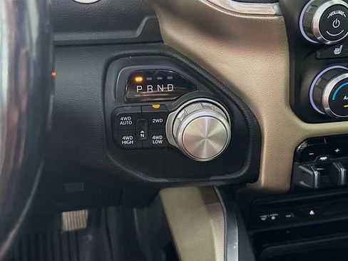 Used 2019 RAM 1500 Laramie w/ Sport Appearance Package AWD/4WD image 18