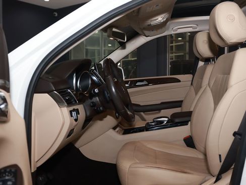 Used 2018 Mercedes-Benz GLE 350 w/ Premium 1 Package image 10