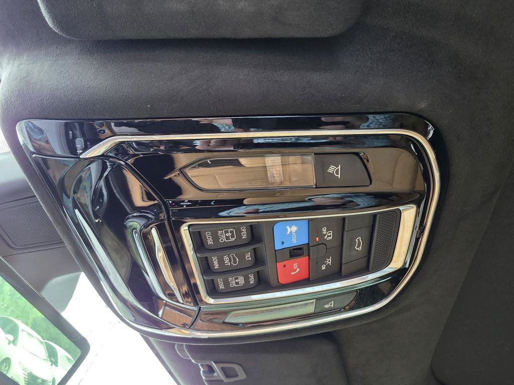 Used 2022 Jeep Grand Cherokee L Summit AWD/4WD image 39
