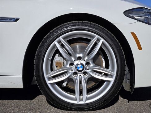 Used 2016 BMW 550i xDrive 550i xDrive image 11