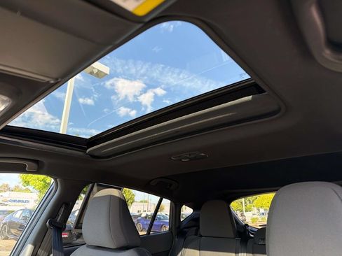 Used 2024 Subaru Crosstrek 2.5i Sport w/ Crosstrek Mirror Package AWD/4WD image 9