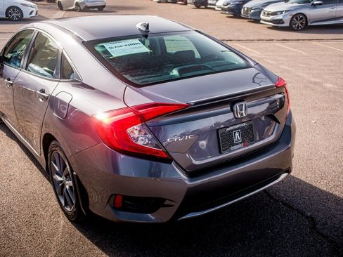 Used 2019 Honda Civic EX image 10