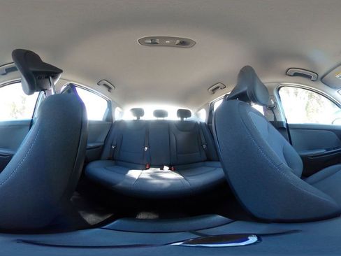 Used 2025 Kia K4 LXS image 41