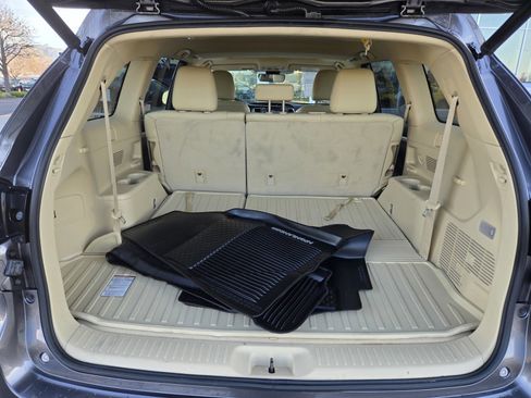 Certified 2019 Toyota Highlander XLE image 24