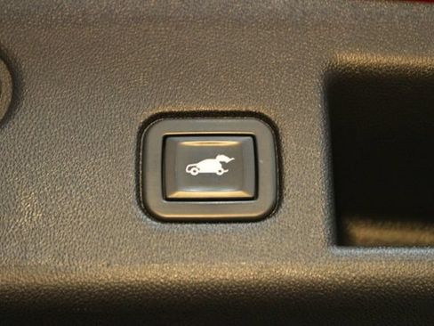 Used 2020 Chevrolet Equinox LT AWD/4WD image 18