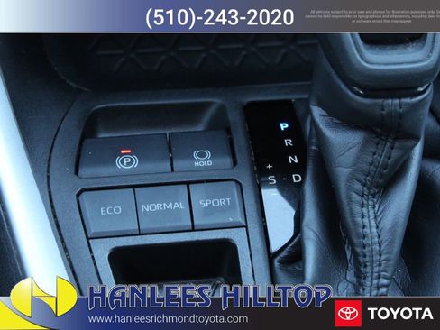 Used 2023 Toyota RAV4 LE image 19