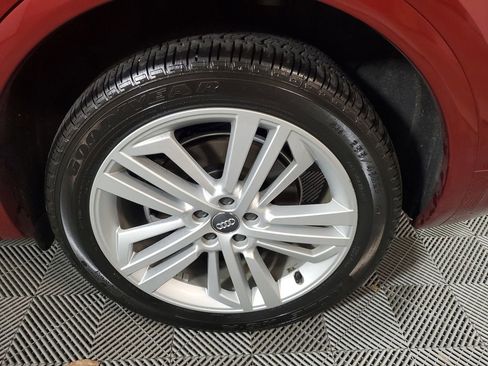 Used 2018 Audi Q5 2.0T Premium Plus w/ Premium Plus Package image 11