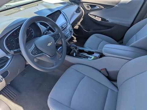 Used 2025 Chevrolet Malibu LT image 21