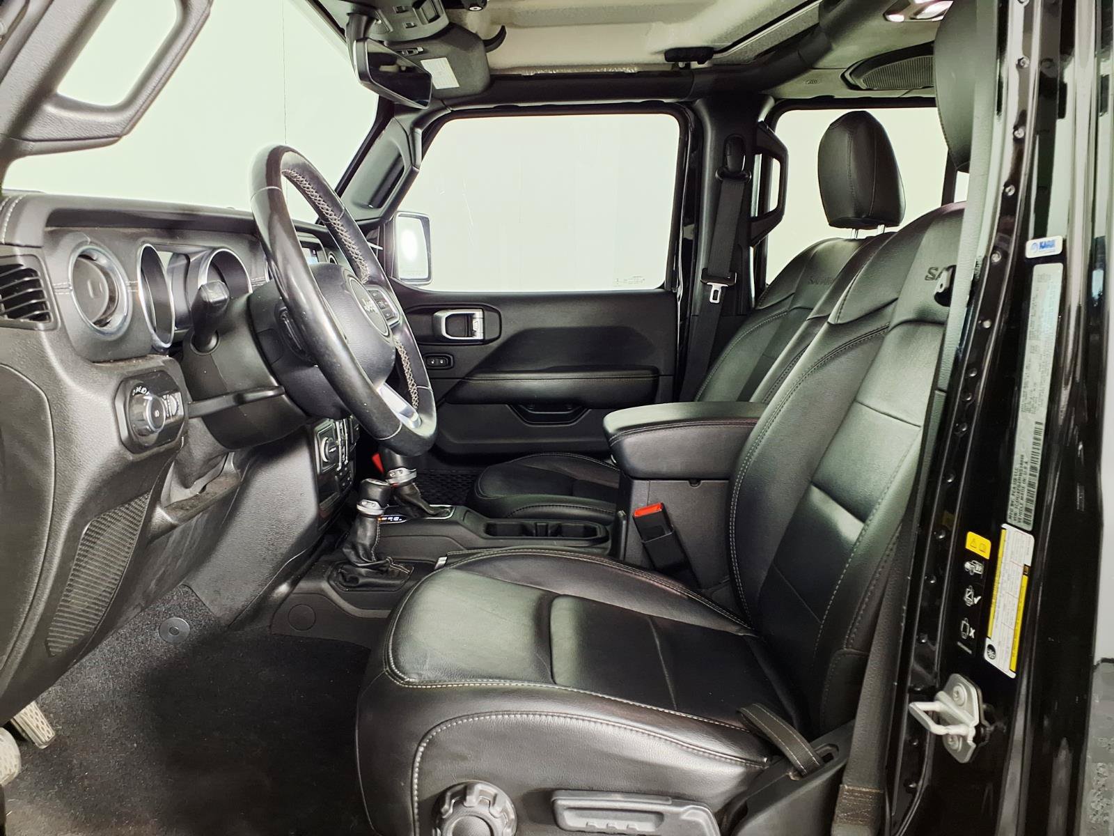 Used 2021 Jeep Wrangler Unlimited Sahara AWD/4WD image 17