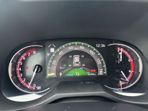Used 2025 Toyota RAV4 LE AWD/4WD image 20