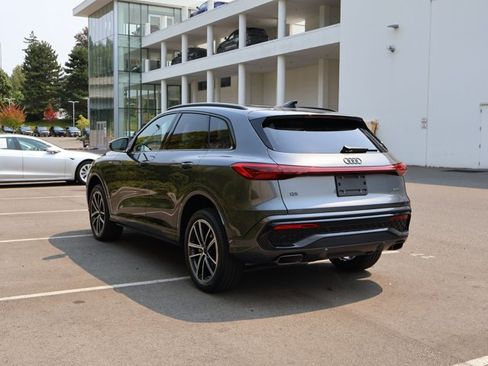 Used 2026 Audi Q5 Premium Plus AWD/4WD image 10