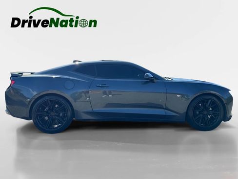 Used 2016 Chevrolet Camaro SS image 4
