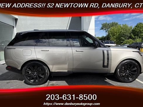 Used 2023 Land Rover Range Rover SE AWD/4WD image 6