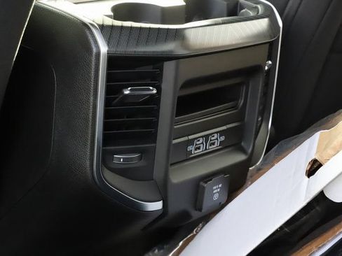 New 2026 RAM 1500 Big Horn AWD/4WD image 18