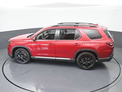 Used 2025 Honda Pilot Touring image 58