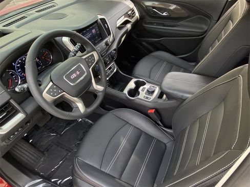 Used 2023 GMC Terrain Denali image 18