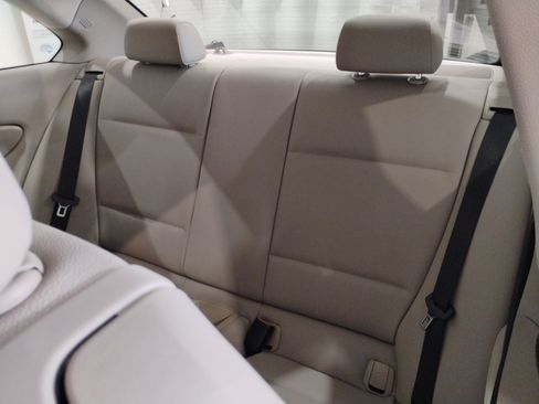 Used 2009 BMW 128i Coupe image 9