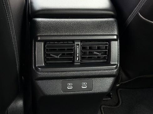Used 2024 Honda Accord EX-L image 8