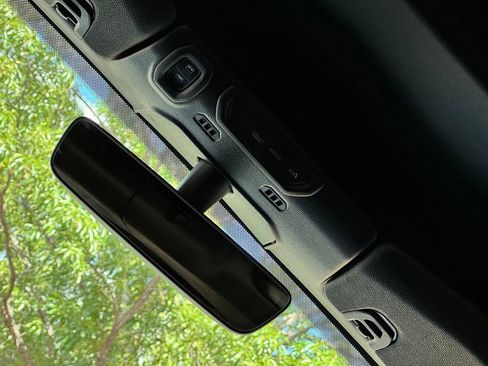 Used 2020 Jeep Wrangler Unlimited Sport S w/ Sun And Sound Package AWD/4WD image 27