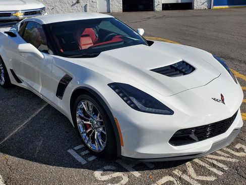 Used 2016 Chevrolet Corvette Z06 w/ 2LZ Preferred Equipment Group image 3