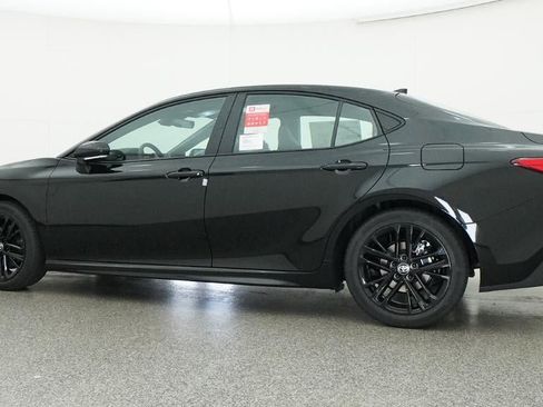 New 2026 Toyota Camry SE FWD image 20