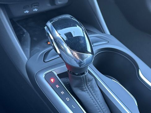 New 2026 Buick Envista Sport Touring w/ Convenience II Package FWD image 23