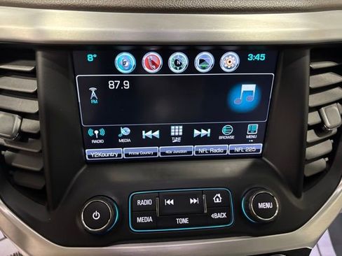 Used 2019 GMC Acadia SLT image 25