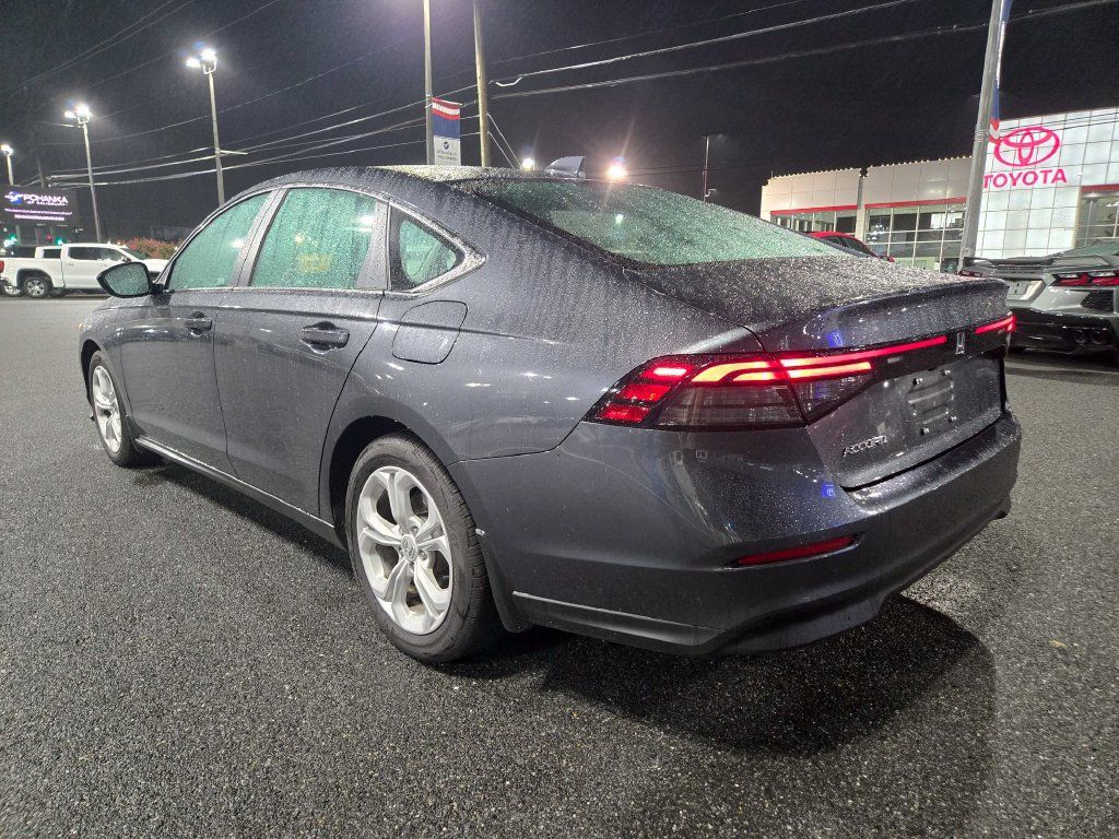 Used 2026 Honda Accord SE image 7