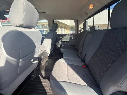 Used 2018 RAM 1500 Big Horn AWD/4WD image 12