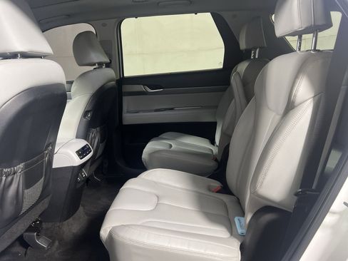 Used 2022 Hyundai Palisade SEL w/ Premium Package image 25