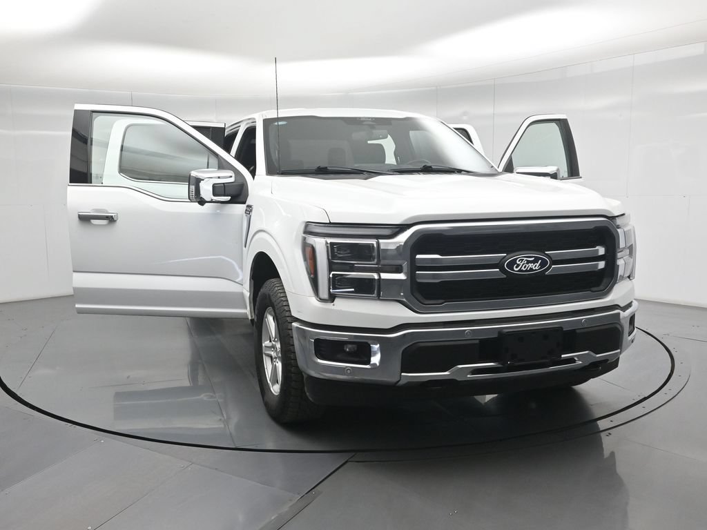 Used 2025 Ford F150 Lariat AWD/4WD image 32