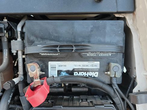 Used 2003 Lincoln Town Car Cartier image 70