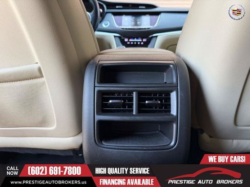 Used 2018 Cadillac XT5 FWD image 51