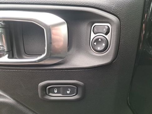 New 2026 Jeep Gladiator Sport AWD/4WD image 13