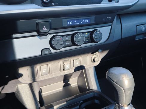 Used 2022 Toyota Tacoma SR5 image 24