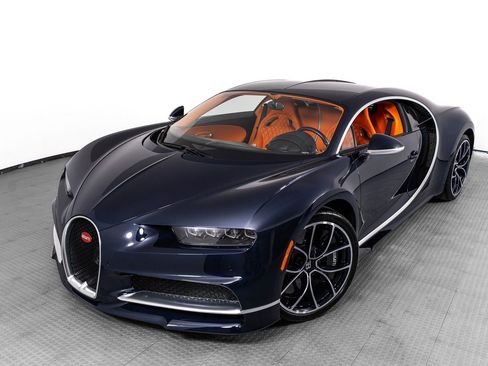 Used 2018 Bugatti Chiron AWD/4WD image 2