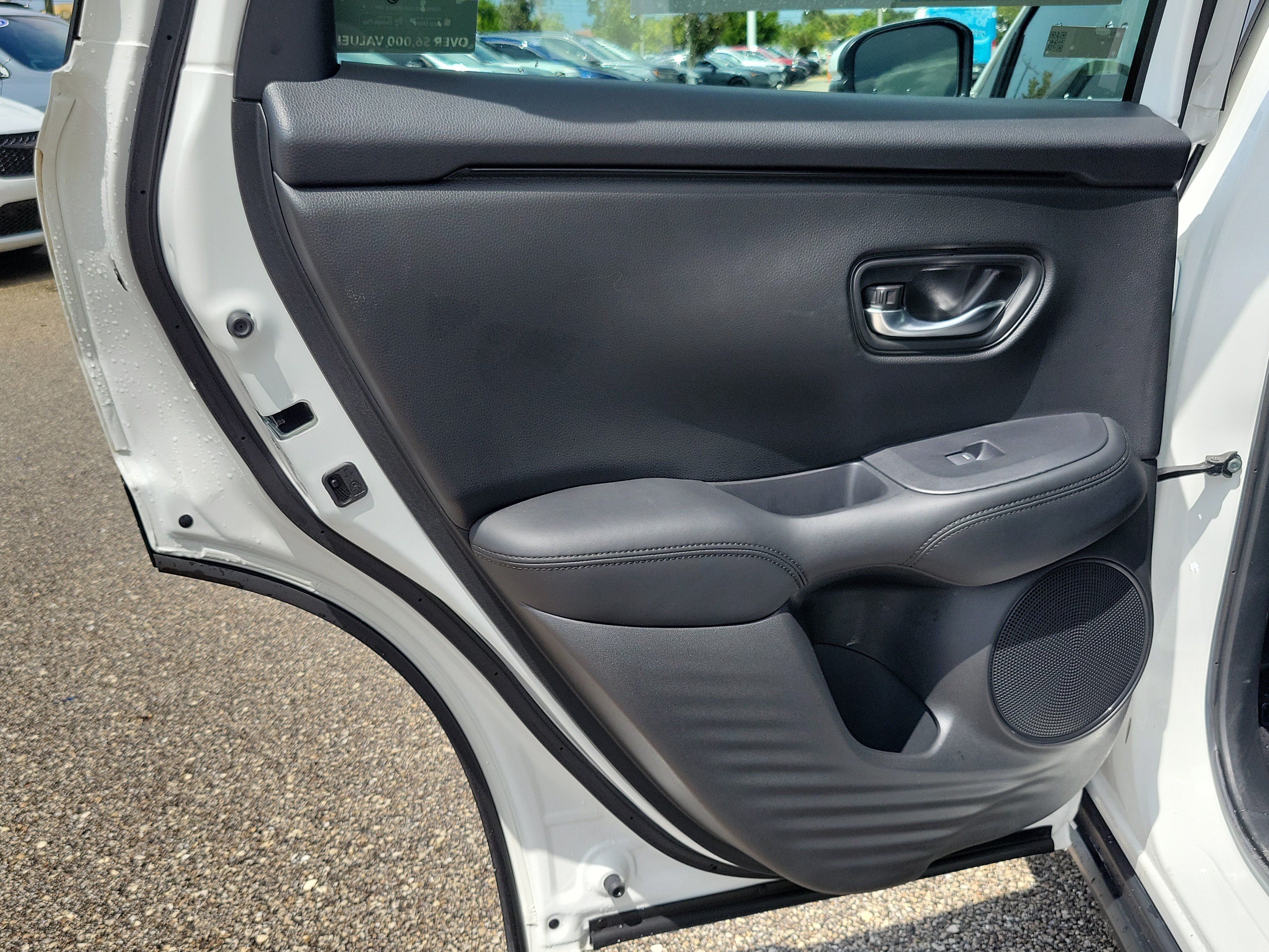 Used 2024 Honda HR-V LX image 13