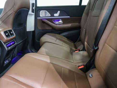 Certified 2026 Mercedes-Benz GLS 450 4MATIC image 19