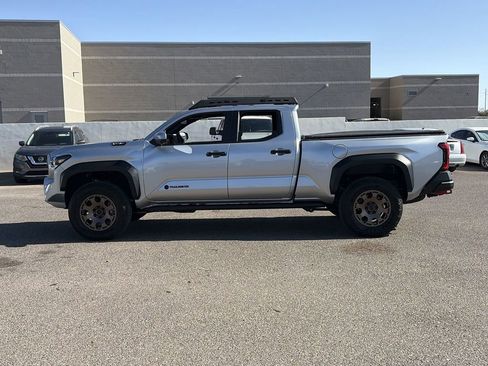 Used 2025 Toyota Tacoma 4x4 Double Cab Hybrid image 9