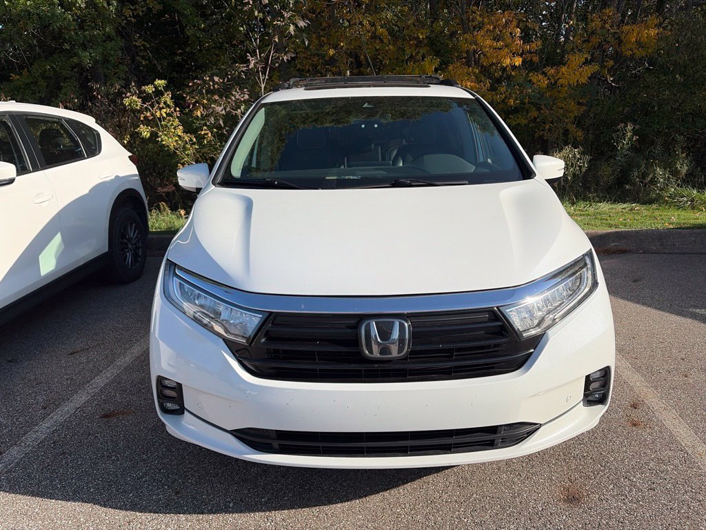Used 2022 Honda Odyssey Elite image 2