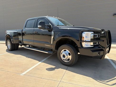 Used 2025 Ford F350 XLT AWD/4WD image 1