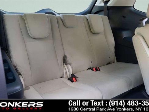 Used 2020 Subaru Ascent Premium w/ Convenience Package image 49