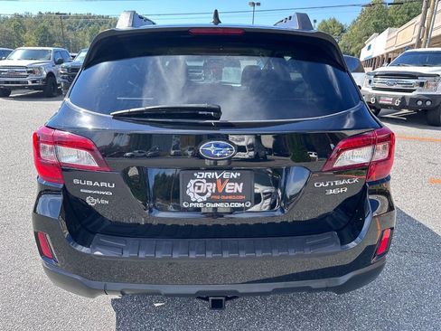Used 2016 Subaru Outback 3.6R Limited image 8